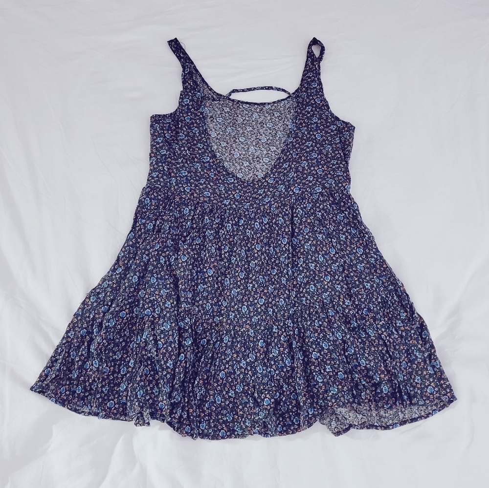Low Back Bohemian Resortwear Pleated Babydoll dress